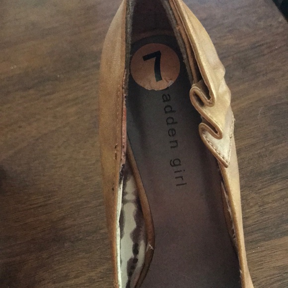 Heels - Picture 2 of 3